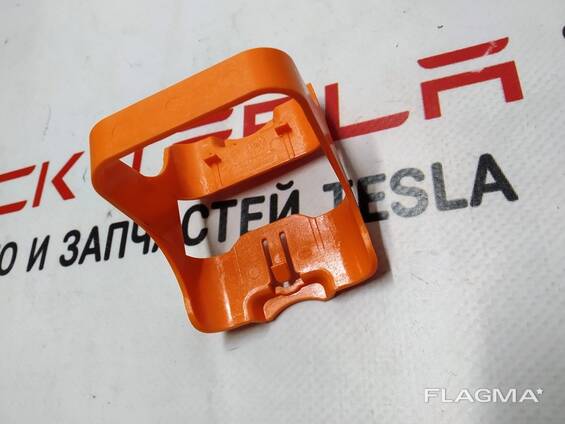 1005807-00-B S3 Haltehalterung für Hochspannungsbatteriesicherung Tesla Modell S 1089619-0