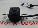 1006773-00-D Tesla Model S Elektroauto-Rückfahrkamera. Ein Element fortschrittlicher Fahre