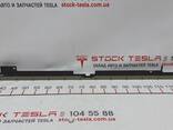 1028600-00-K z Penthouse-Platte (Pfannen) des Hauptbatteriegehäuses Tesla Modell S 1014114 - photo 2