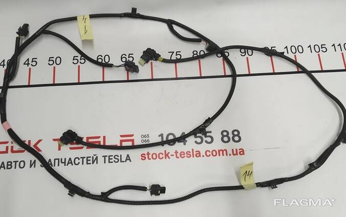 1067959-00-D Verkabelung der hinteren Stoßstange (6 Parksensoren) Tesla Modell 3 1067959-0