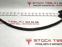 6009596-00-D Hintere rechte untere Türdichtung Tesla Modell S, Modell S REST 6009596-00-D