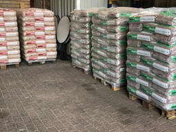 Best Price Biomass Holzpellets Fir Wood Pellets 6mm in 15kg bags for Heating
