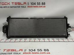 Kühler Haupt Tesla Modell 3 1077082-00-C