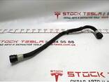 Kühlerschlauch Tesla Model 3 1077082-00-C - photo 1