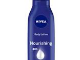 NIVEA Nourishing Body Lotion, Almond Oil, Extra Dry Skin, 400ml - фото 1