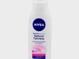 NIVEA Nourishing Body Lotion, Almond Oil, Extra Dry Skin, 400ml - фото 3